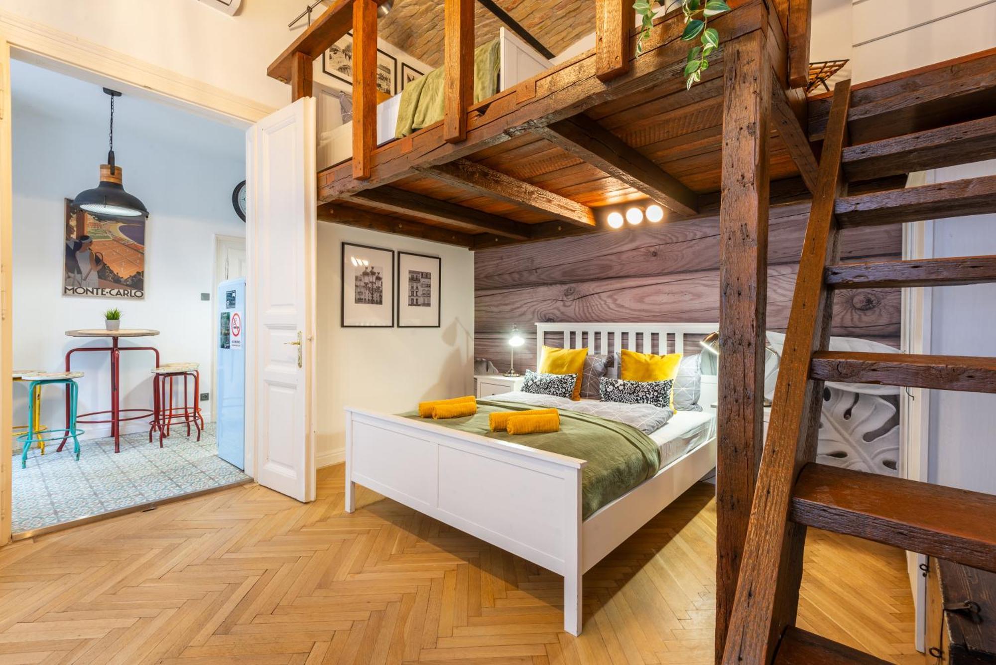 Budapest Holidays Courtyard Exterior foto